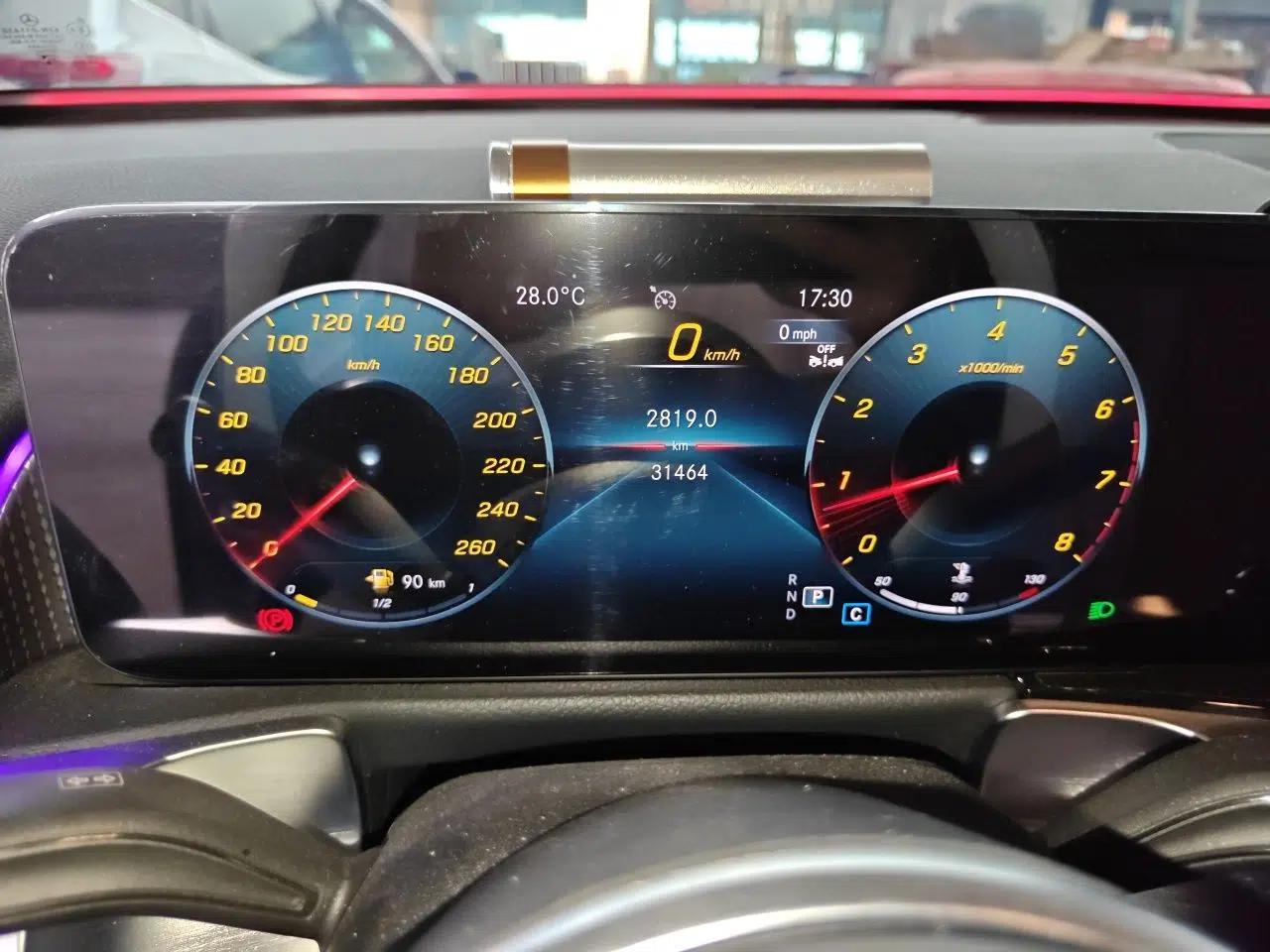 Mercedes-Benz GLB 2023 GLB 220 Sport Edition — миниатюра 12