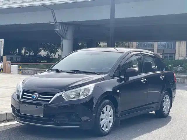 Venucia D50 2015 1.6L Automatic Fashion Edition