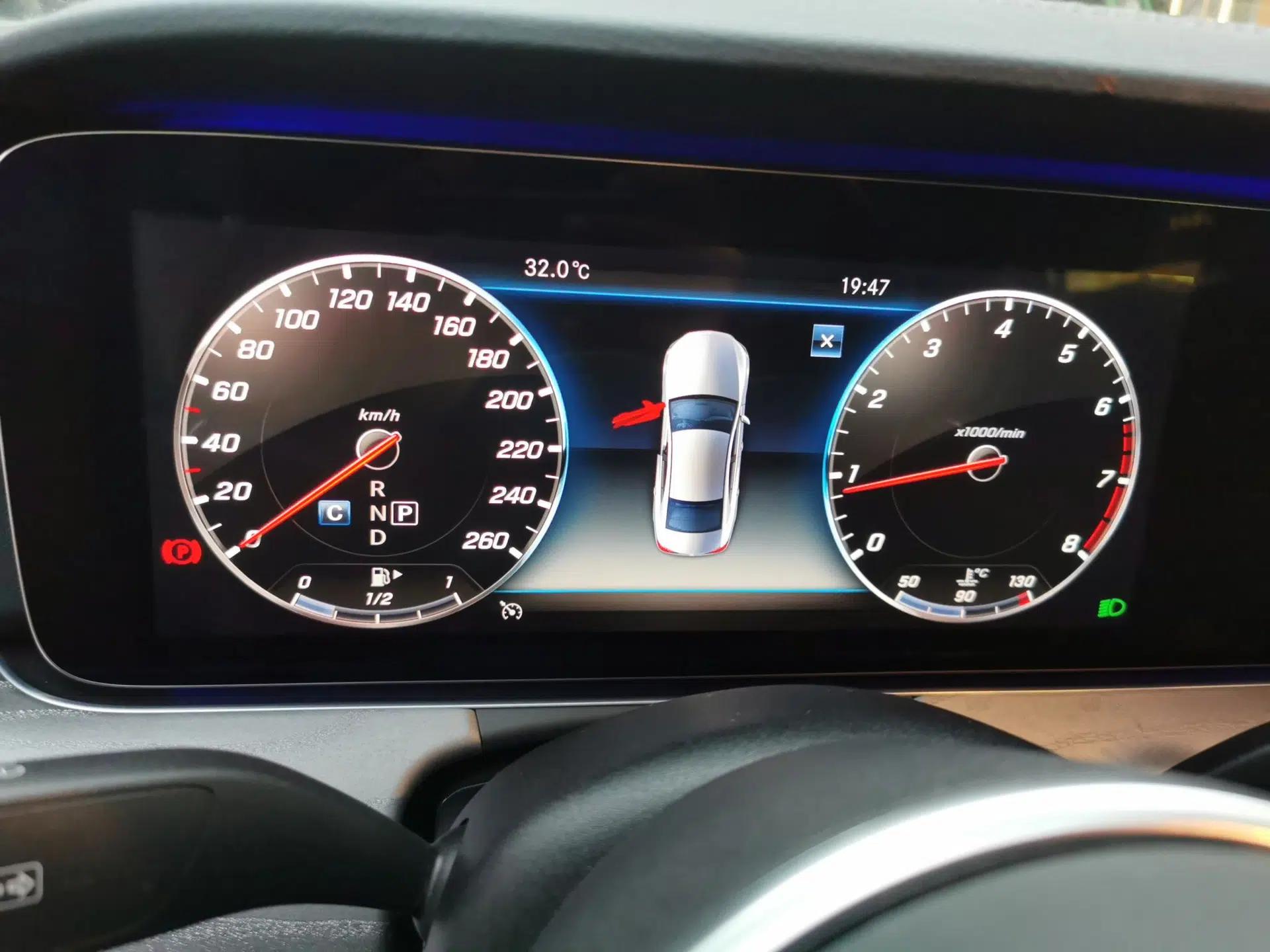 Mercedes-Benz CLS 2020 CLS 300 Sport Edition — миниатюра 12