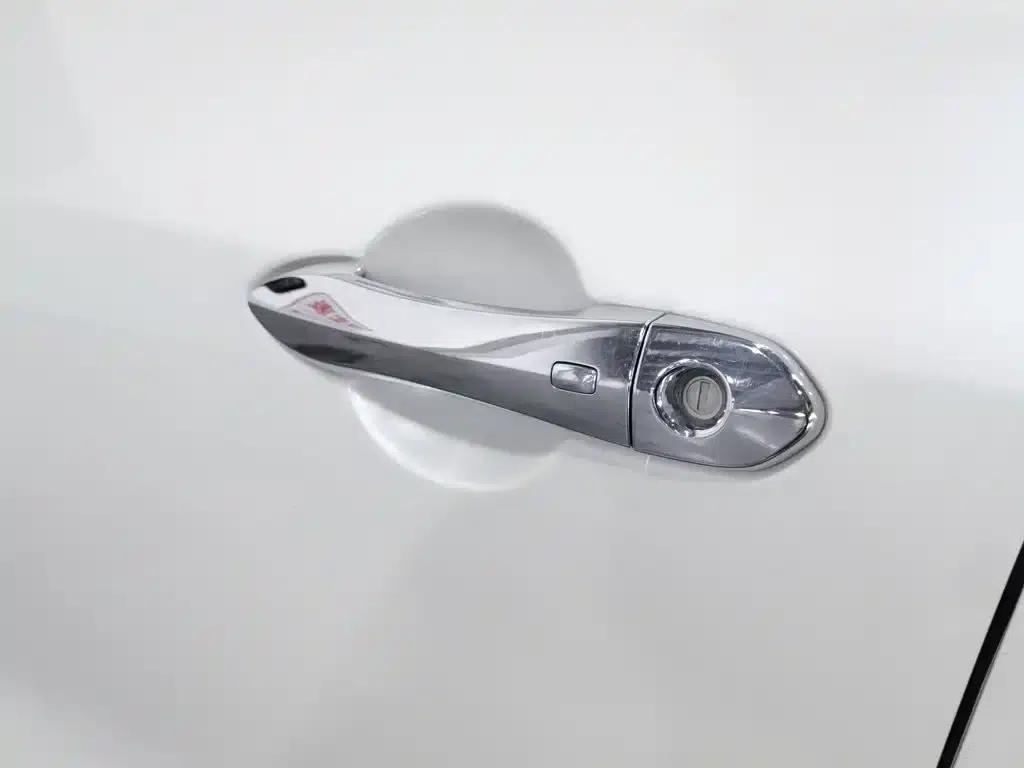 Venucia T60 2020 1.6L Manual Smart Edition (National VI Emission Standard) — миниатюра 18