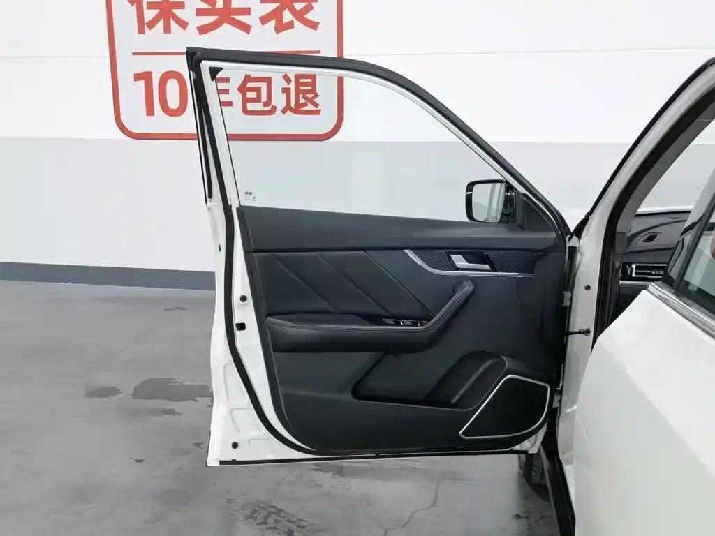 Venucia T60 2020 1.6L Manual Smart Edition (National VI Emission Standard) — миниатюра 8