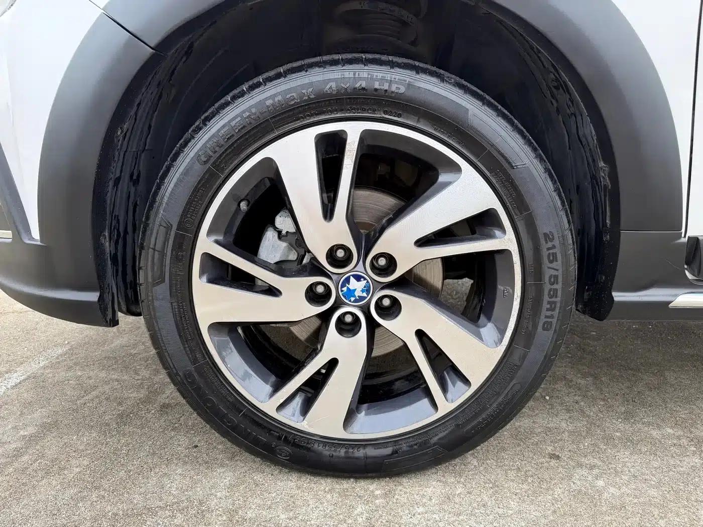 Venucia T70X 2016 2.0L CVT Smart Sport Edition — миниатюра 5
