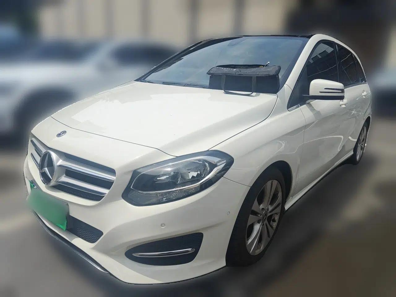 Mercedes-Benz B-Class 2017 B 200 Sport Edition — миниатюра 1