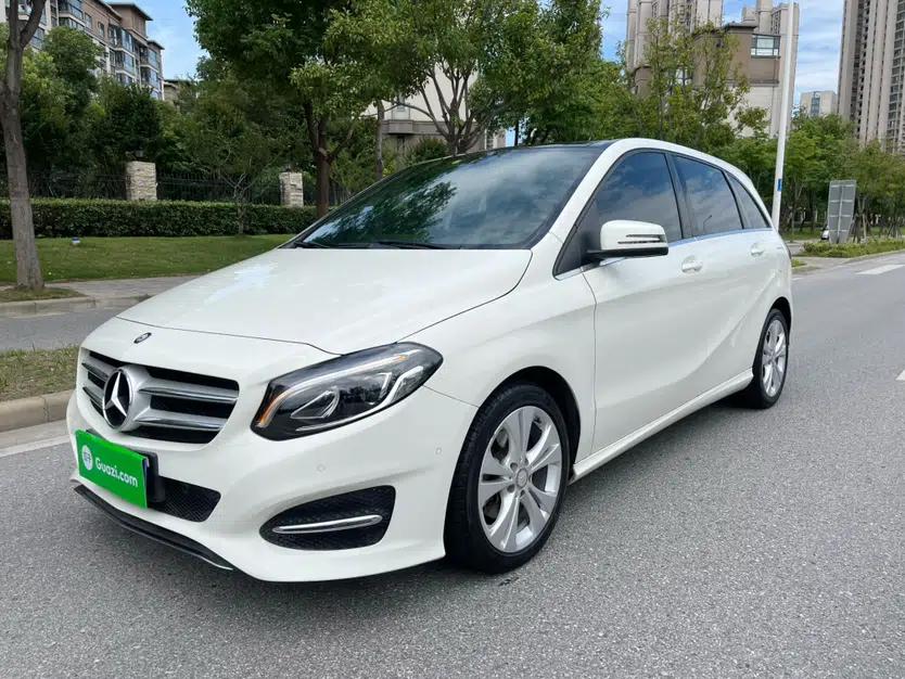 Mercedes-Benz B-Class 2015 B 200 Fashion Model — миниатюра 1