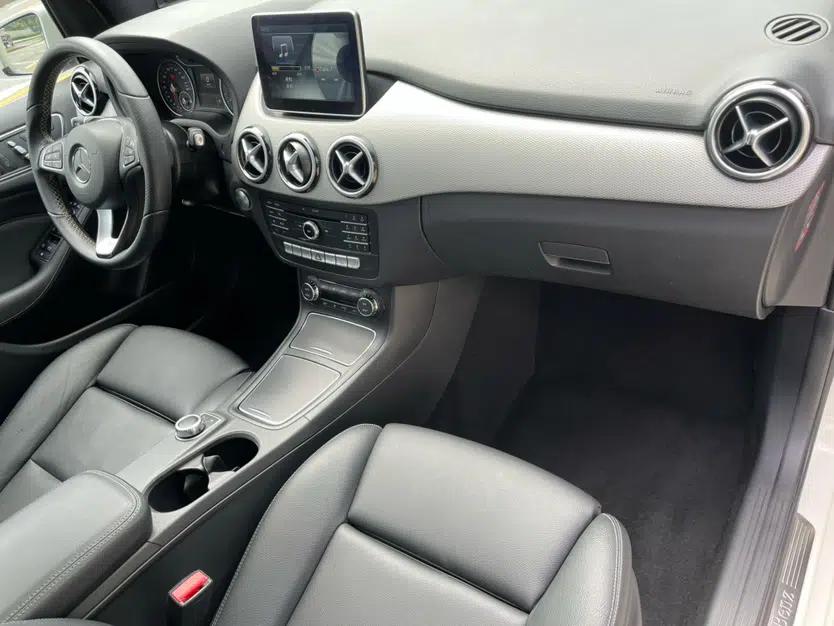 Mercedes-Benz B-Class 2015 B 200 Fashion Model — миниатюра 37