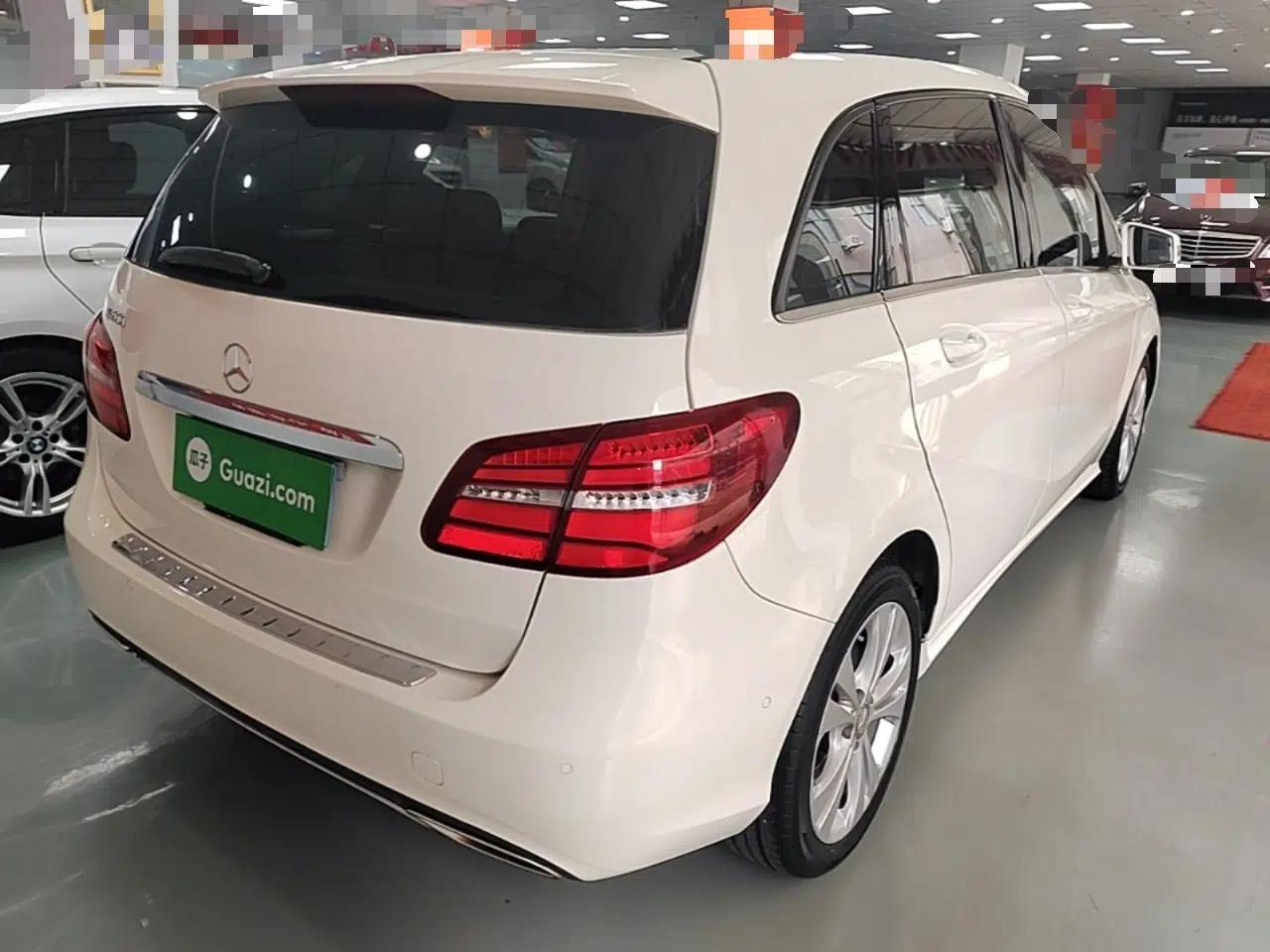 Mercedes-Benz B-Class 2015 B 200 Fashion Model — миниатюра 6
