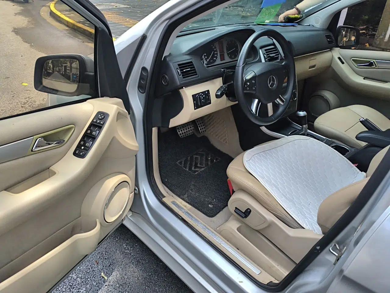 Mercedes-Benz B-Class 2009 B 200 Fashion Model — миниатюра 16