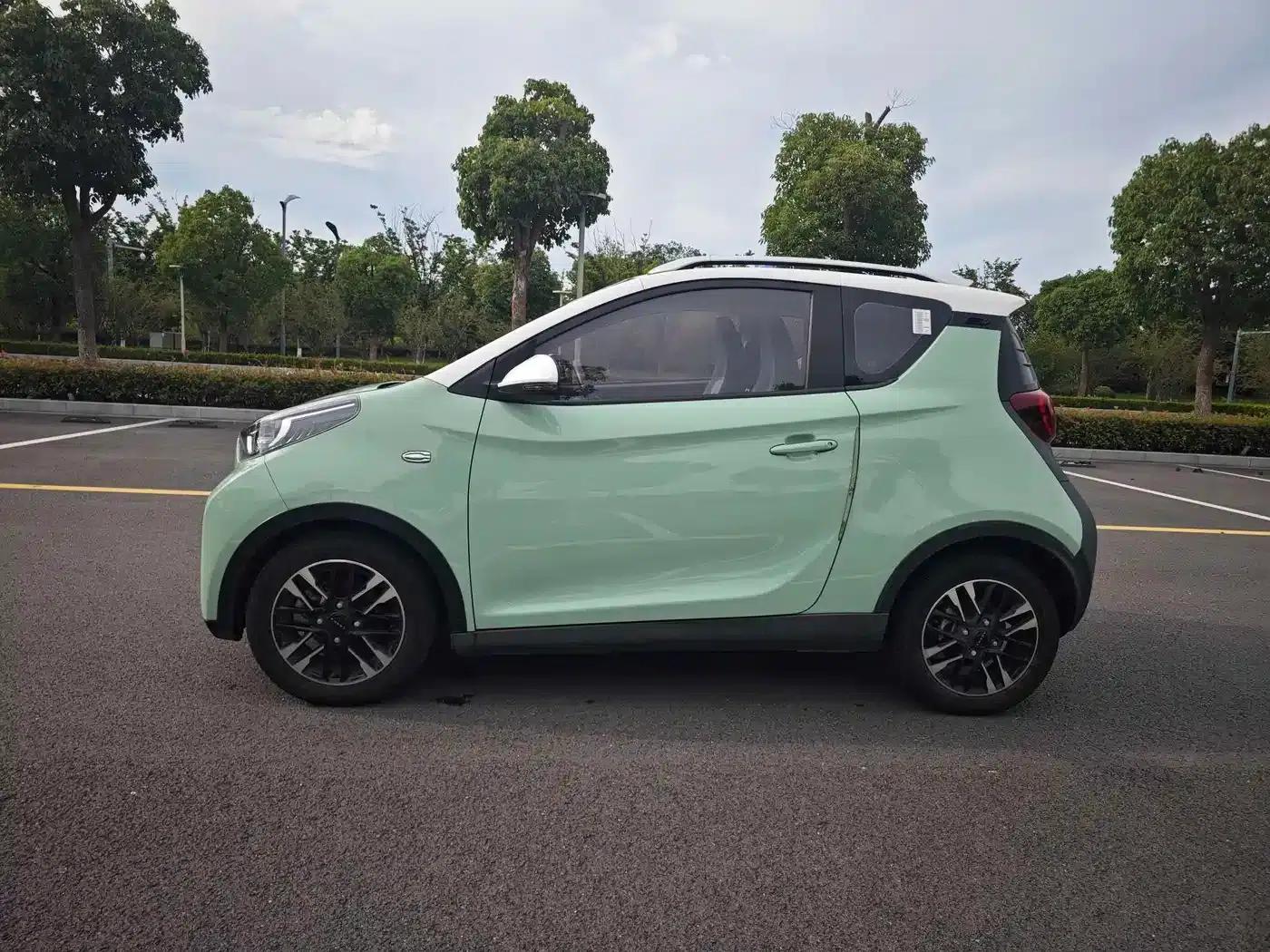 Little Ant 2022 Model, Sweet Pink, Full Sugar Version, Lithium Iron Phosphate, 30kW, 301km/h — миниатюра 4