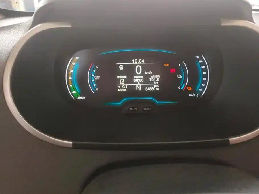 Little Ant 2019 4-seater Smart Edition 30.6kWh — миниатюра 14