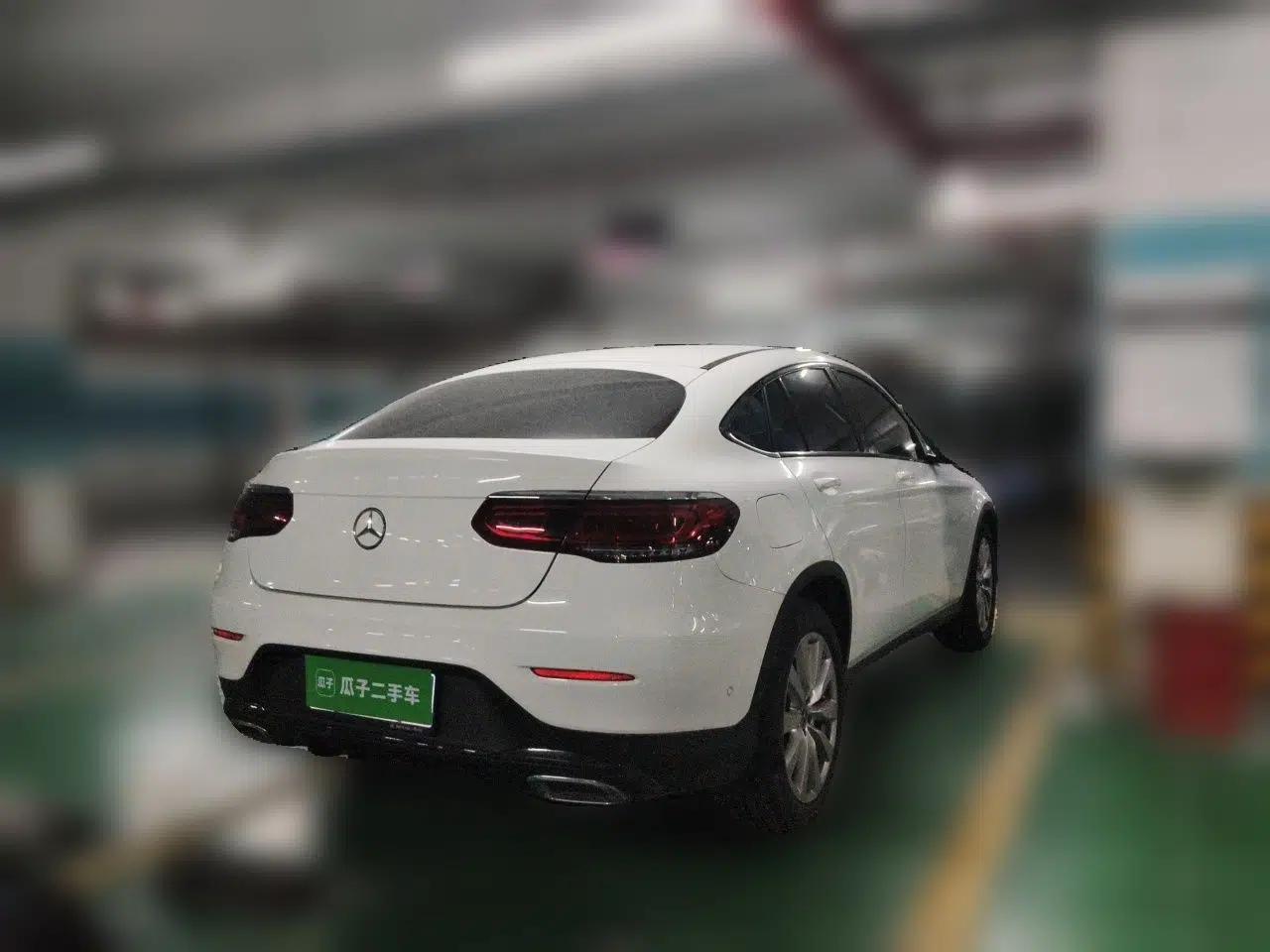 Mercedes-Benz GLC Coupe 2020 GLC 260 4MATIC Coupe SUV — миниатюра 6