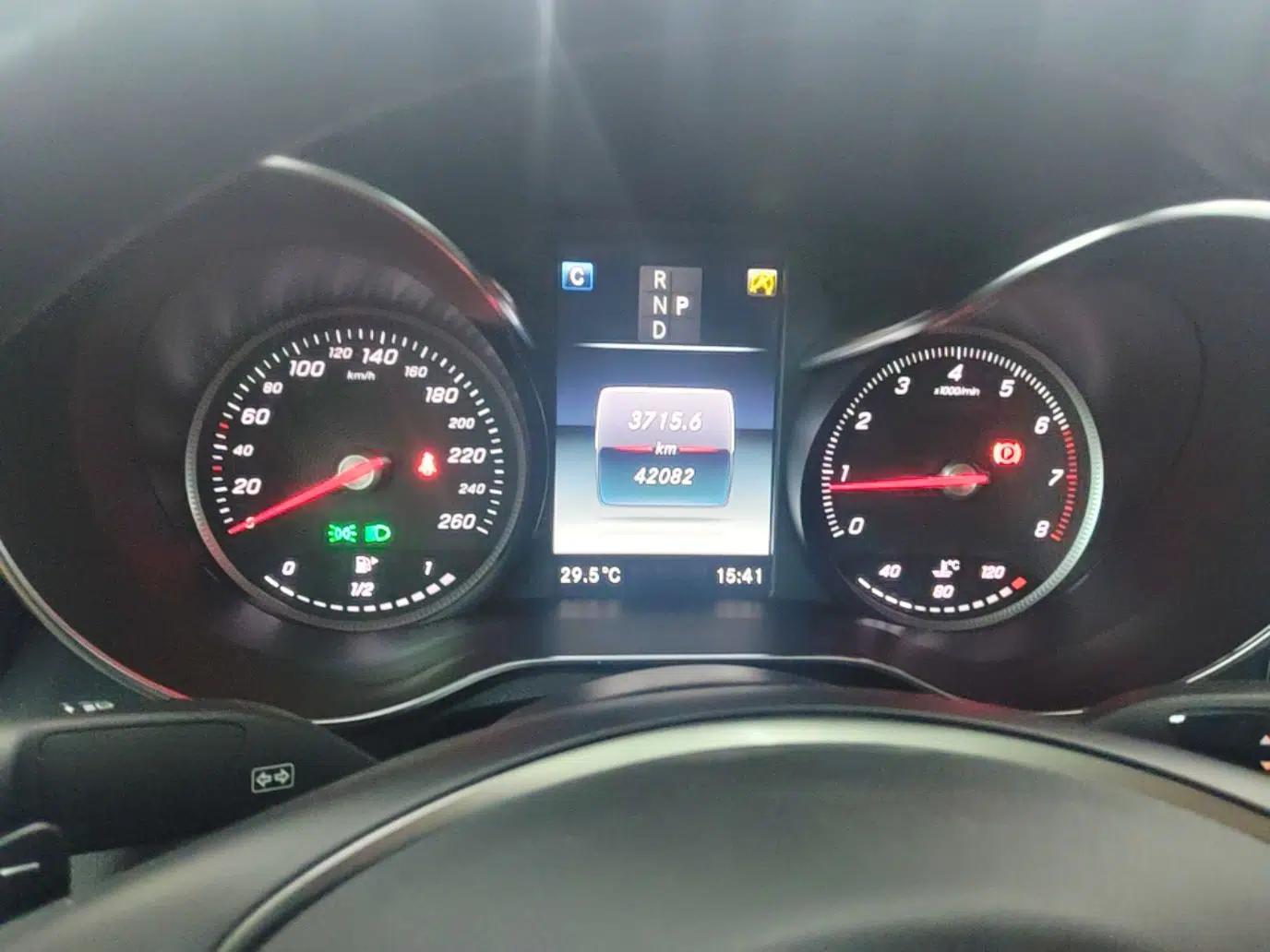Mercedes-Benz GLC Coupe 2018 GLC 260 4MATIC Coupe SUV — миниатюра 19