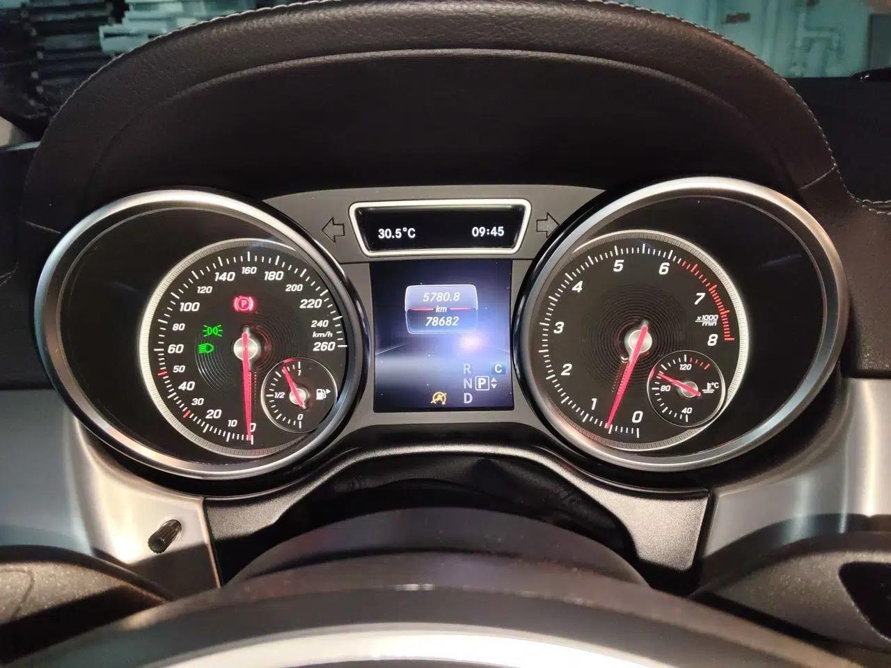 Mercedes-Benz GLE Coupe 2015 GLE 320 4MATIC Coupe SUV — миниатюра 11