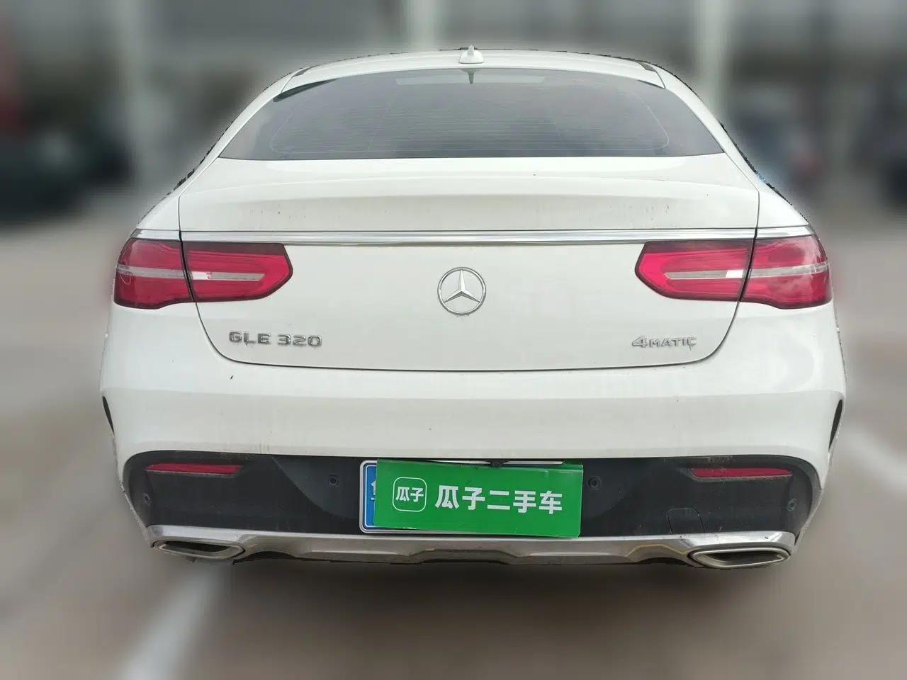 Mercedes-Benz GLE Coupe 2017 GLE 320 4MATIC Coupe SUV — миниатюра 5