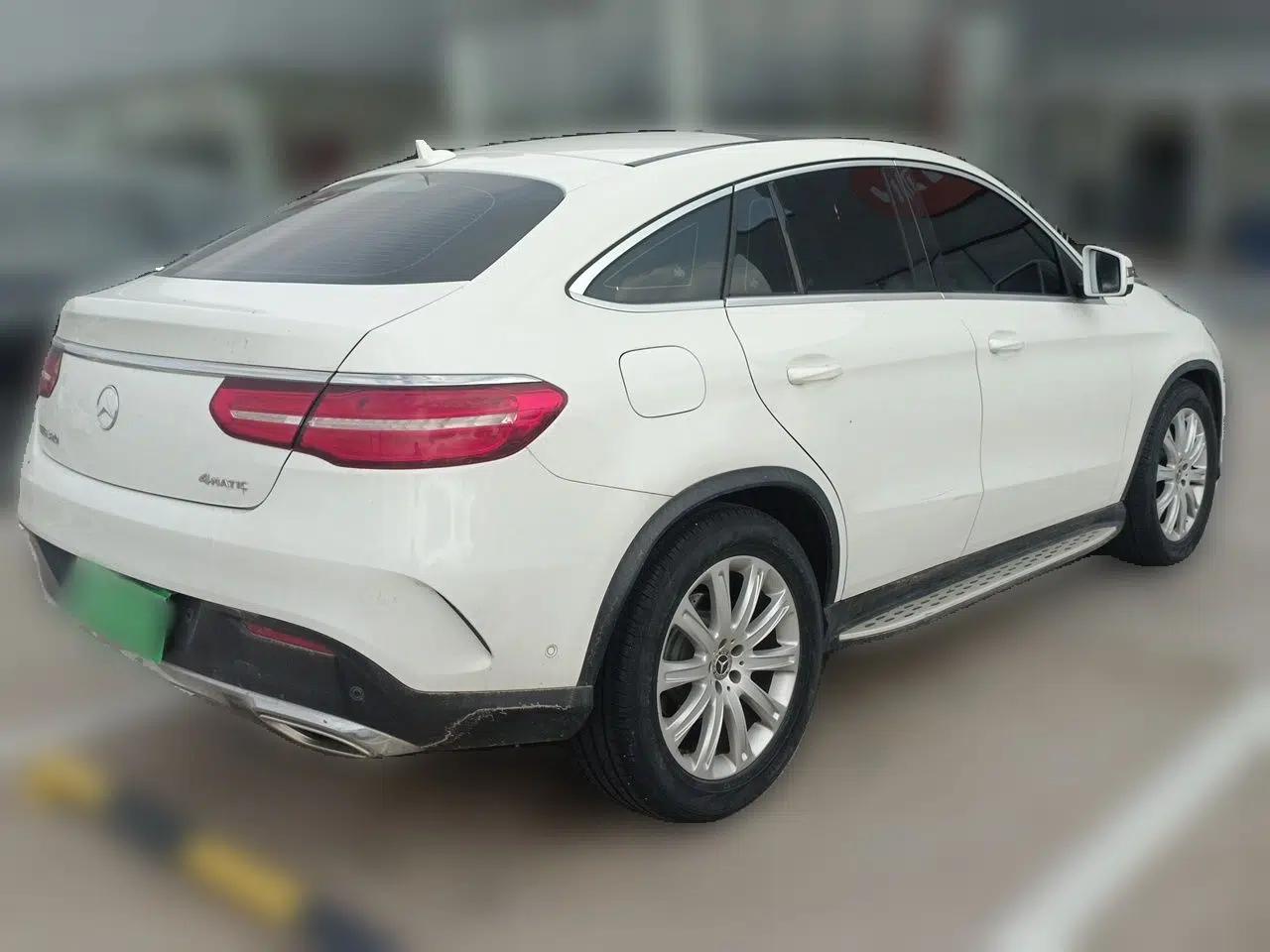 Mercedes-Benz GLE Coupe 2017 GLE 320 4MATIC Coupe SUV — миниатюра 6