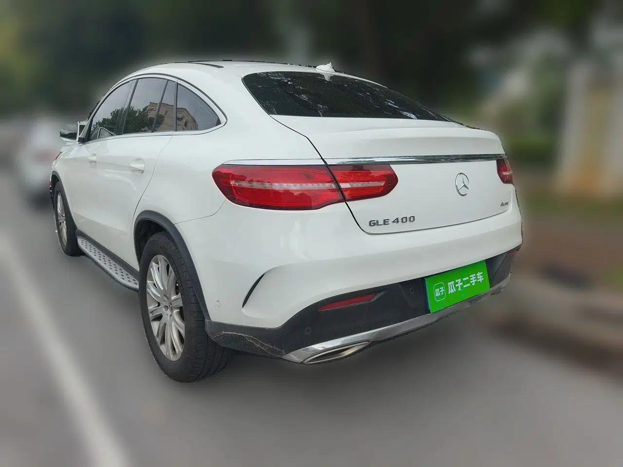 Mercedes-Benz GLE Coupe 2018 GLE 320 4MATIC Coupe SUV — миниатюра 4