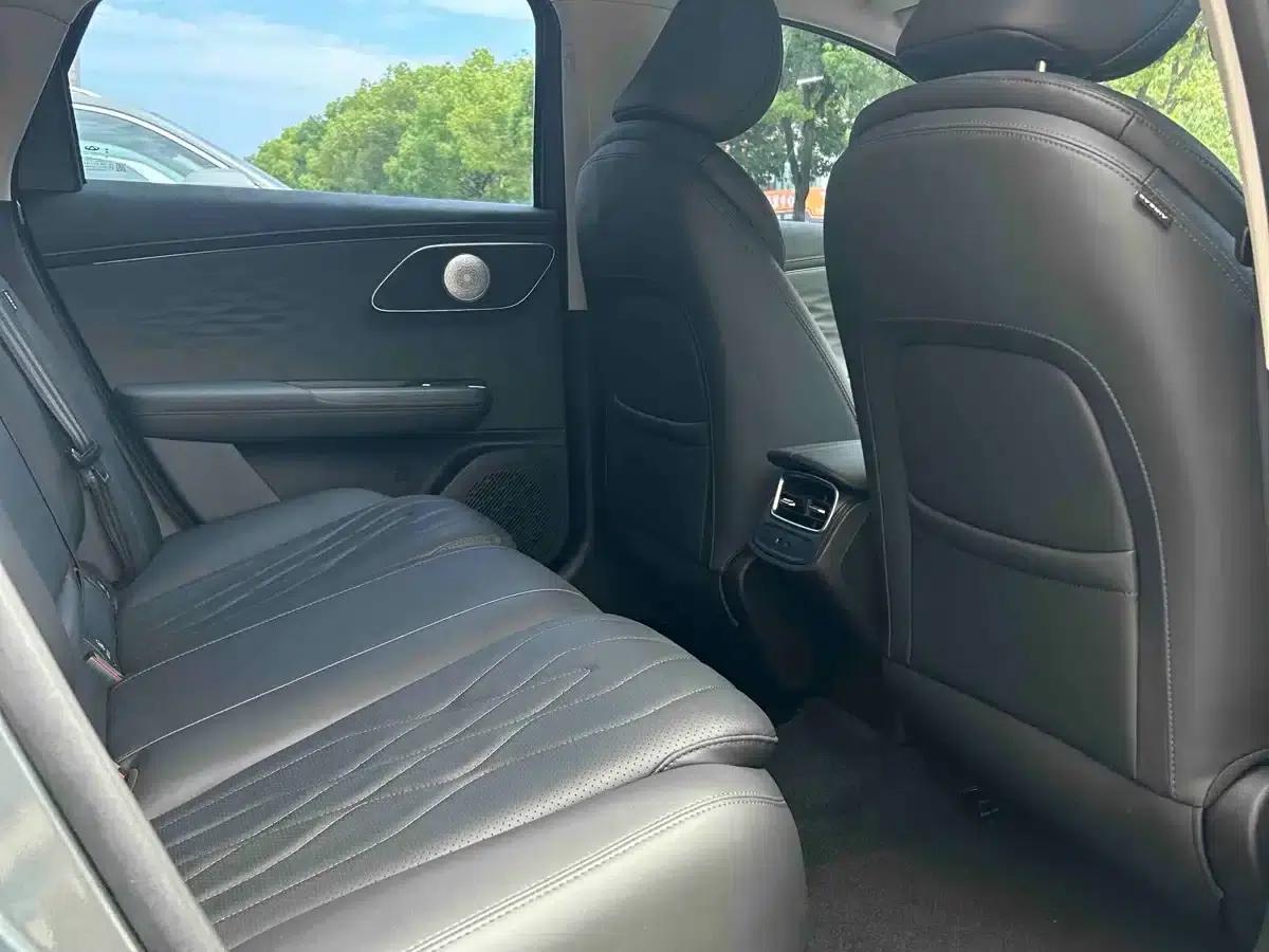 Fengyun A8L 2025 1.5TGDI 145km Luxury Edition — миниатюра 8