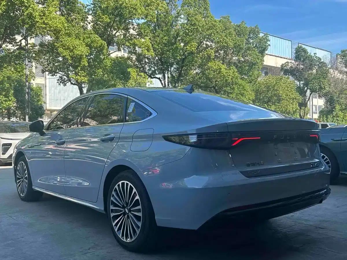 Fengyun A8L 2025 1.5TGDI 145km Luxury Edition — миниатюра 11