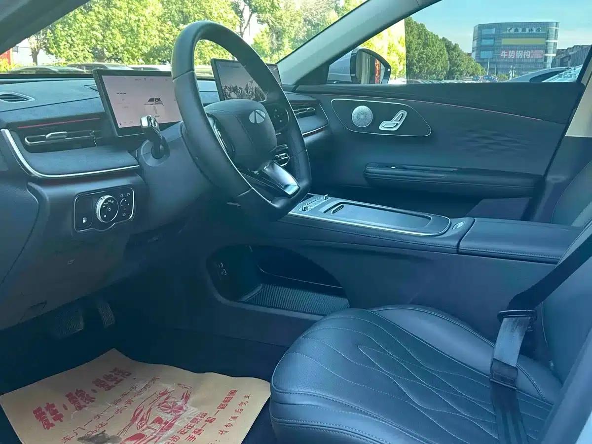 Fengyun A8L 2025 1.5TGDI 145km Luxury Edition — миниатюра 5