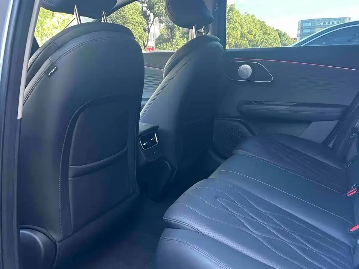 Fengyun A8L 2025 1.5TGDI 145km Luxury Edition — миниатюра 6