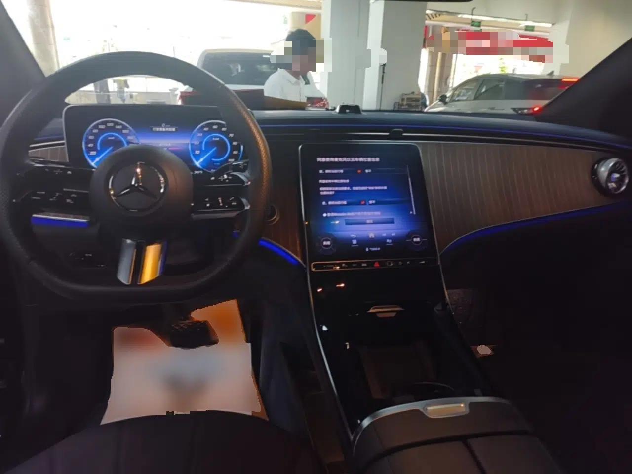 Mercedes-Benz EQE SUV 2023 350 4MATIC Pioneer Edition — миниатюра 18