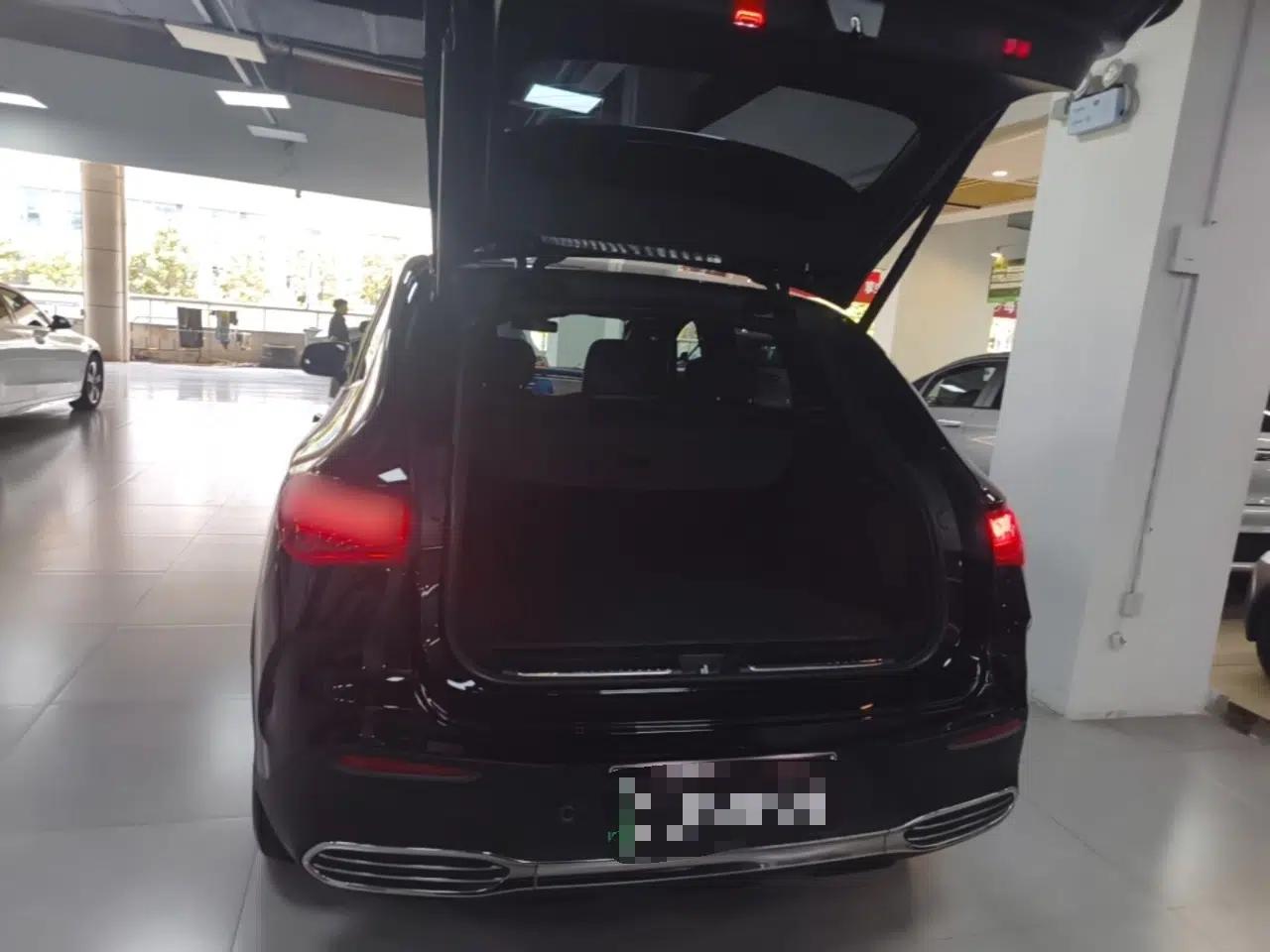 Mercedes-Benz EQE SUV 2023 350 4MATIC Pioneer Edition — миниатюра 28