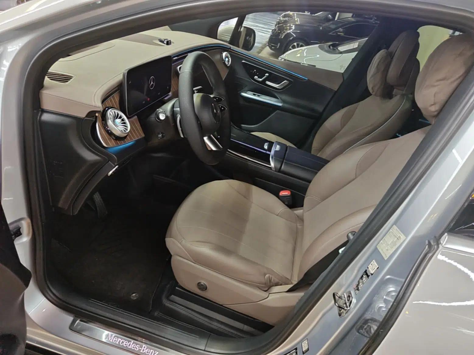 Mercedes-Benz EQE SUV 2023 350 4MATIC Luxury Edition — миниатюра 18
