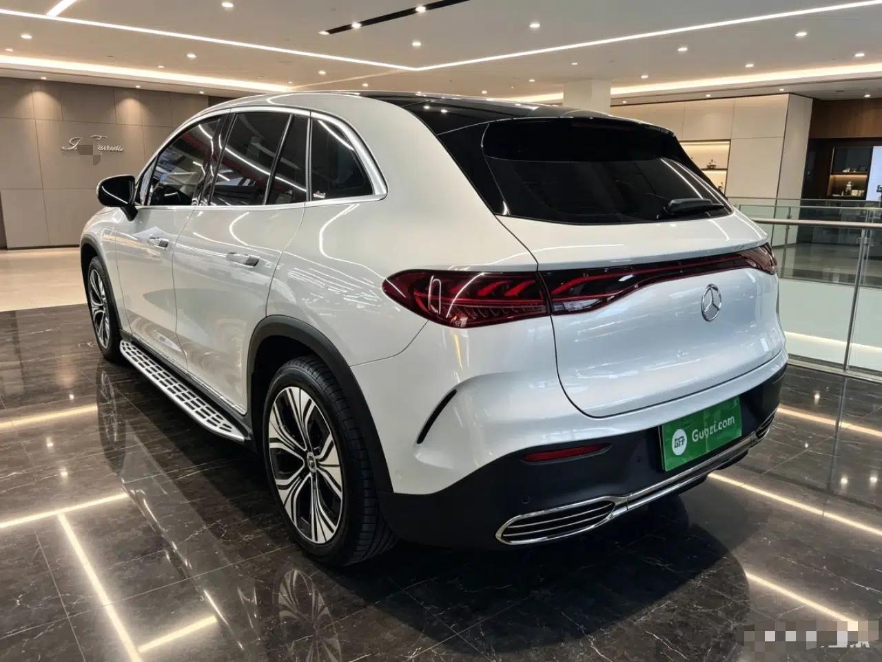 Mercedes-Benz EQE SUV 2023 350 4MATIC Luxury Edition — миниатюра 4