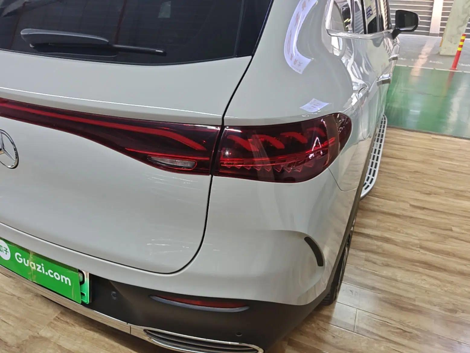 Mercedes-Benz EQE SUV 2023 350 4MATIC Luxury Edition — миниатюра 9