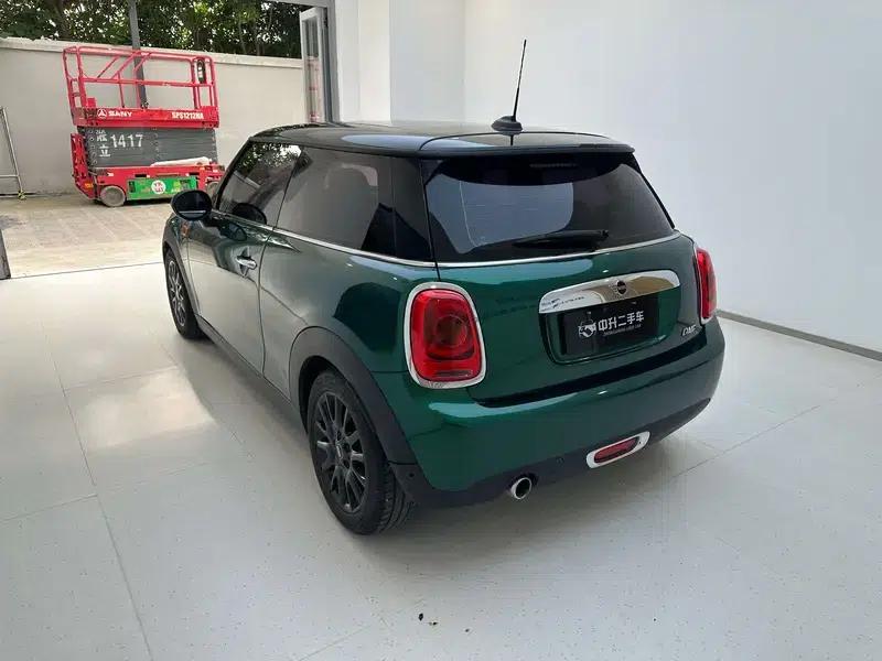 MINI 2019 1.5T ONE PLUS — миниатюра 4