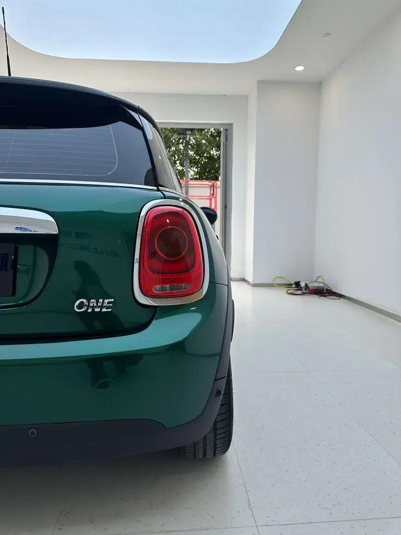 MINI 2019 1.5T ONE PLUS — миниатюра 8
