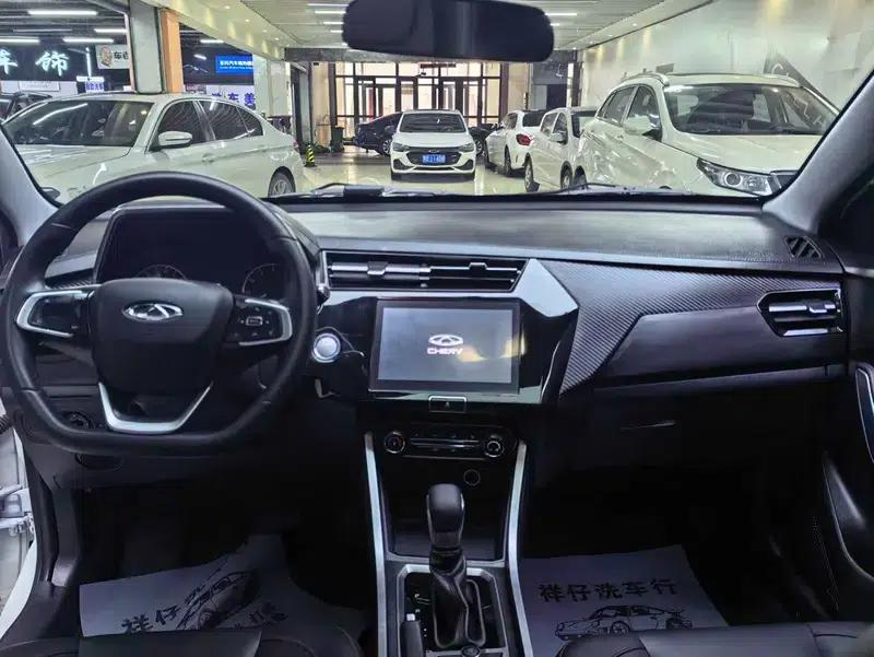 Chery Tiggo 3x 2021 Diamond Edition 1.5L CVT 3 Carat — миниатюра 7