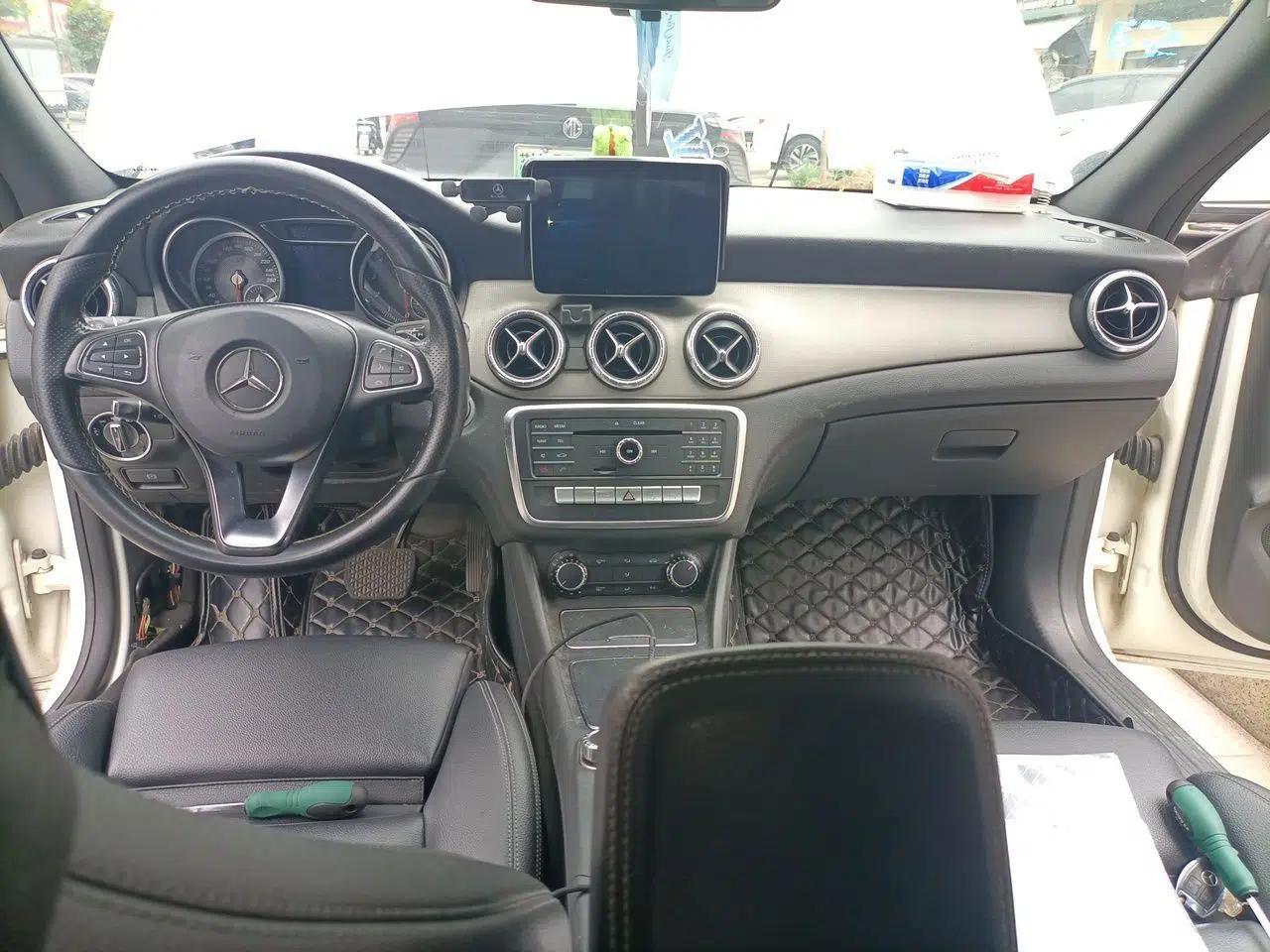Mercedes-Benz CLA 2017 Facelifted CLA 200 Stylish Edition — миниатюра 9