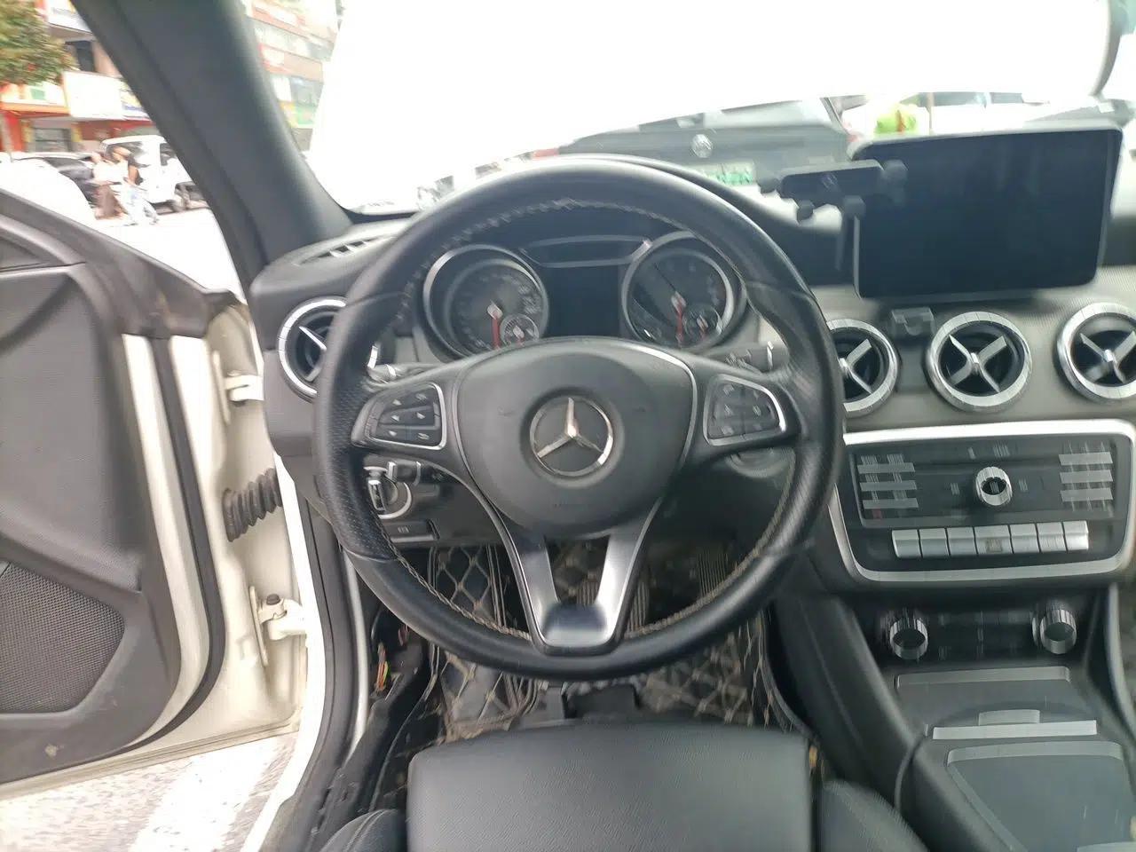 Mercedes-Benz CLA 2017 Facelifted CLA 200 Stylish Edition — миниатюра 10