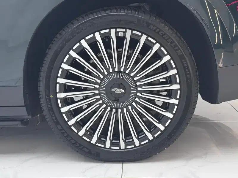 Fengyun T11 2026 Model 220 4WD Family Fun — миниатюра 9
