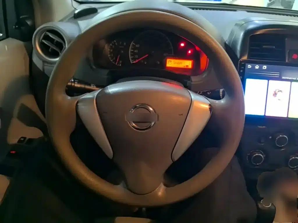 Nissan Sunny 2016 1.5XE CVT Leading Edition — миниатюра 11