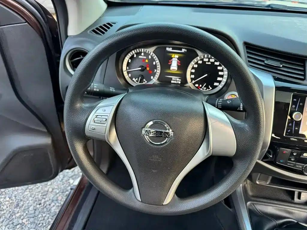 Nissan Terra 2020 2.5L XL Manual 2WD Leading Edition — миниатюра 18