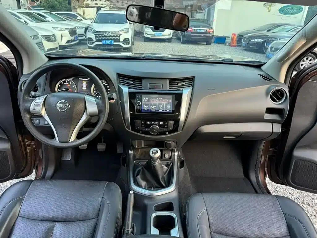 Nissan Terra 2020 2.5L XL Manual 2WD Leading Edition — миниатюра 9