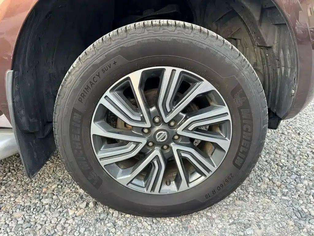 Nissan Terra 2020 2.5L XL Manual 2WD Leading Edition — миниатюра 10