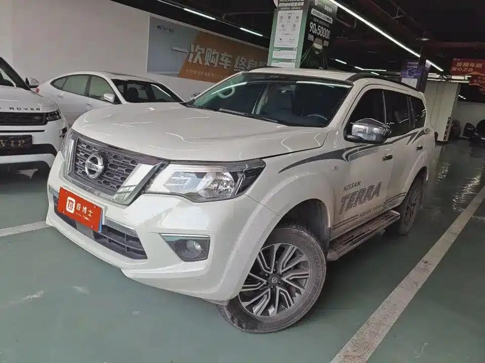 Terra 2020 2.5L XL Upper 4WD Automatic Four-Wheel Drive Luxury Edition — миниатюра 1