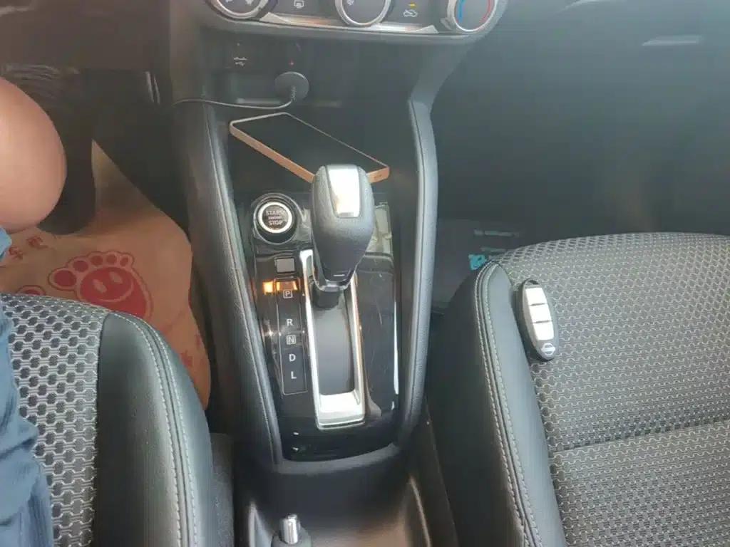 Nissan Kicks 2017 1.5L CVT Smart Edition — миниатюра 14