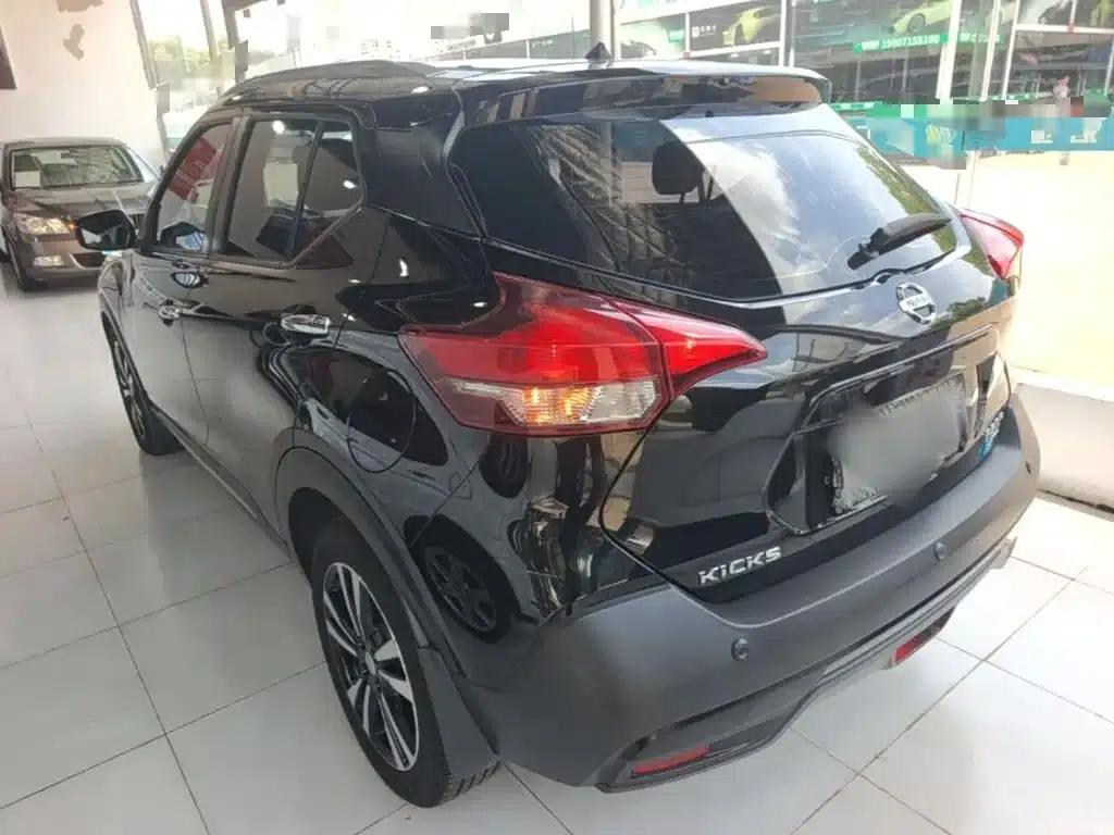 Nissan Kicks 2017 1.5L CVT Smart Edition — миниатюра 5