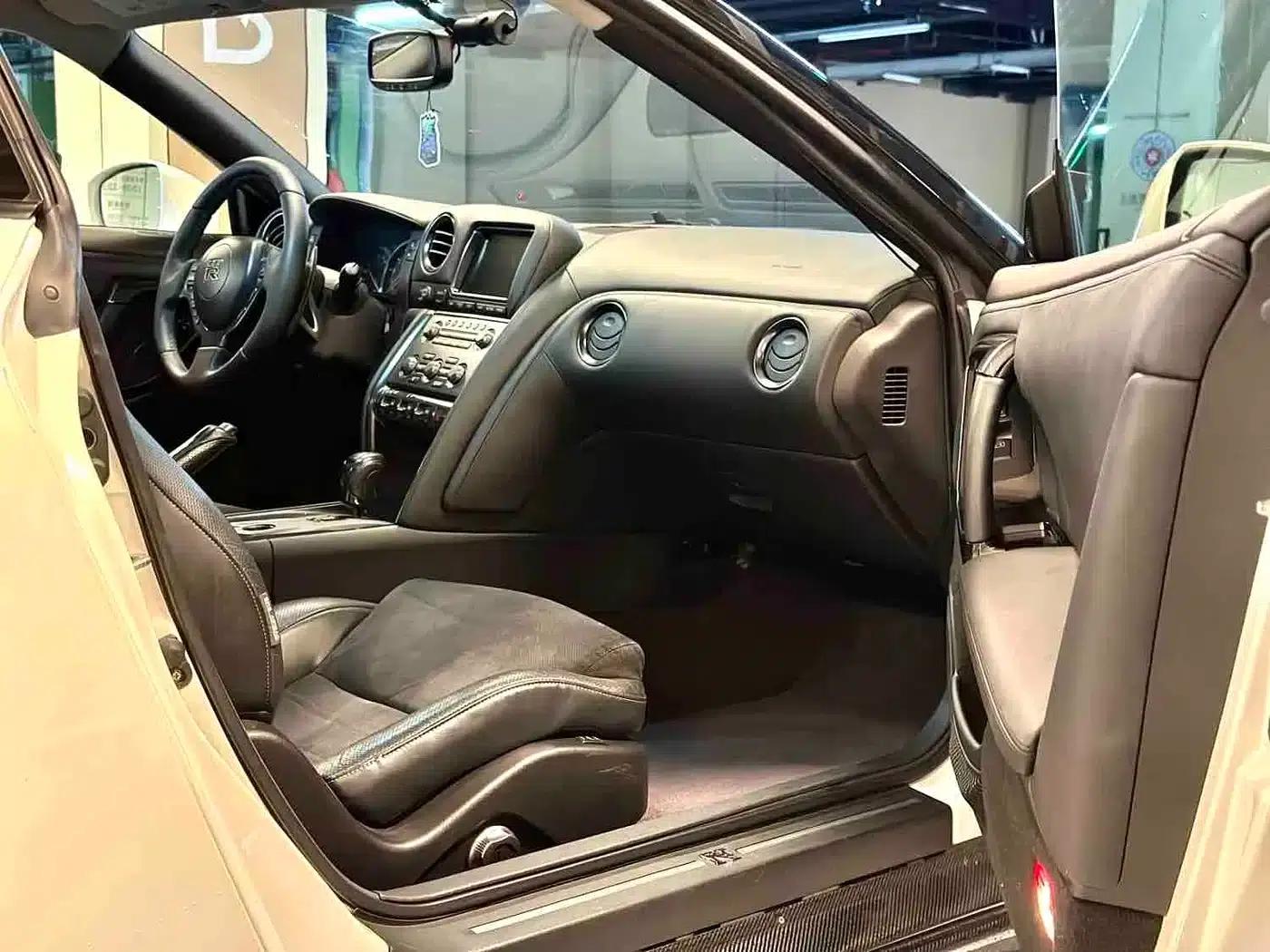 2012 Nissan GT-R 3.8T Premium Edition — миниатюра 6