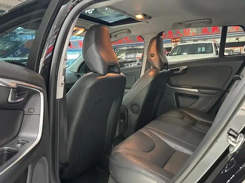 2014 Volvo V60 T5 Smart Edition — миниатюра 15