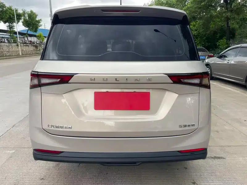 Wuling Jiachen 2022 1.5L Manual Enjoyment Elite Edition — миниатюра 5