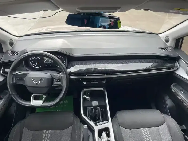 Wuling Jiachen 2022 1.5L Manual Enjoyment Elite Edition — миниатюра 8