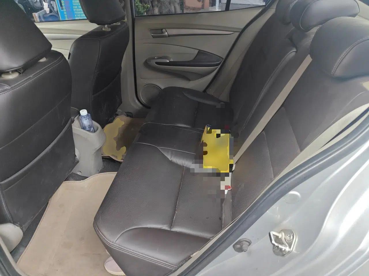Honda City Classic 2008 1.5L Automatic Elite Edition — миниатюра 17