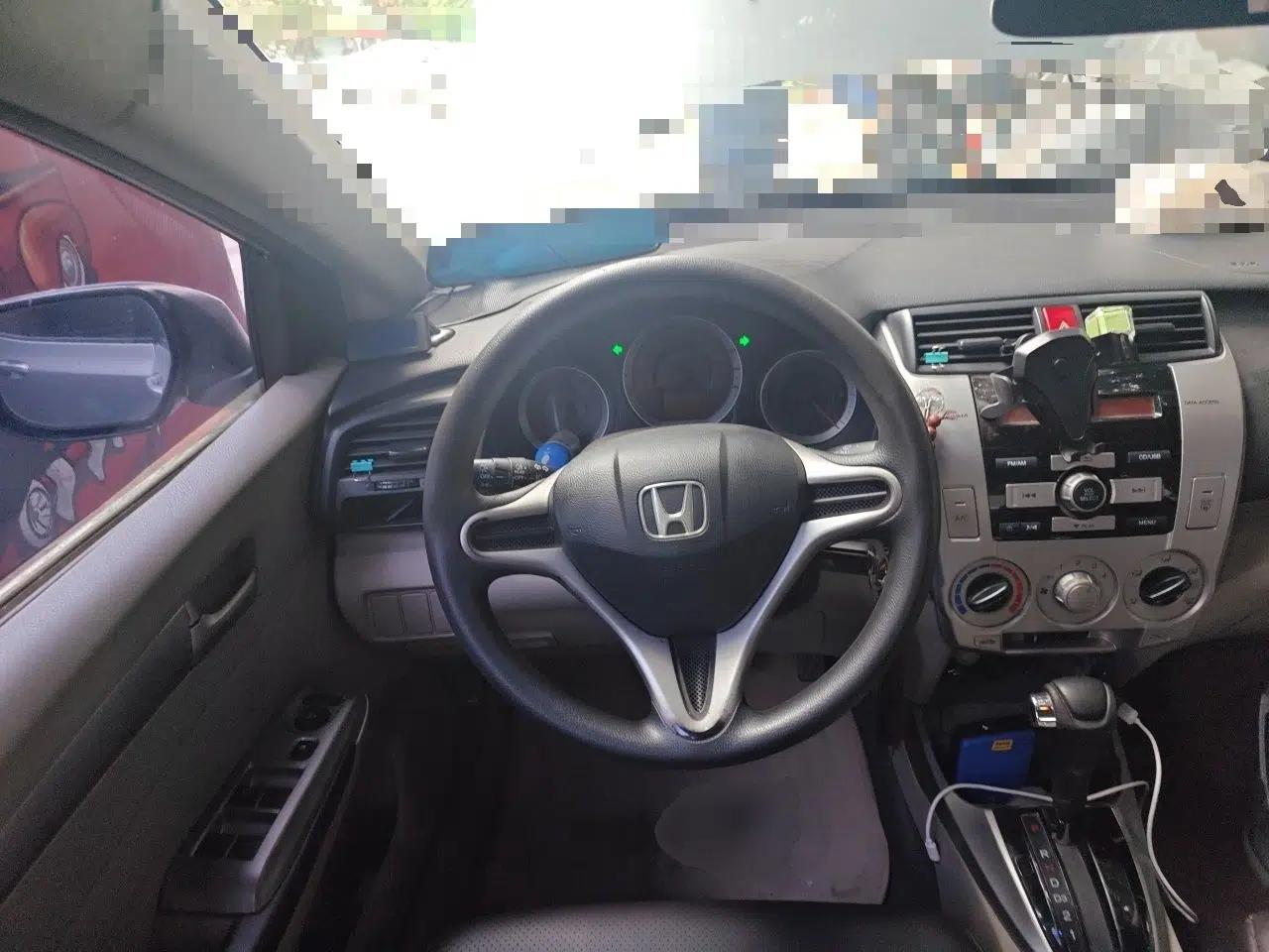 Honda City Classic 2008 1.5L Automatic Elite Edition — миниатюра 10