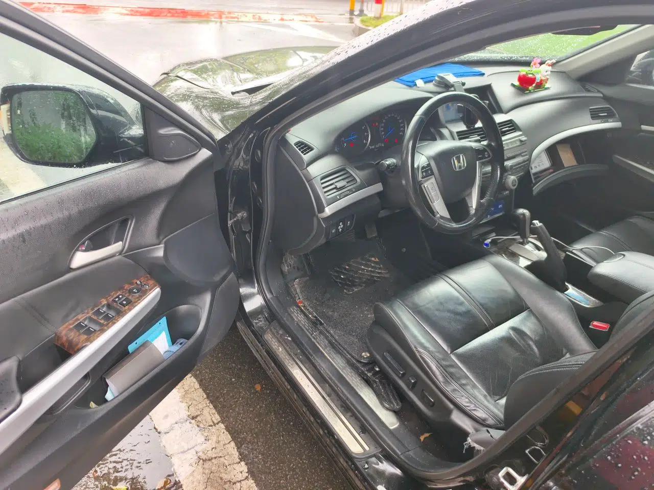 Honda Crosstour 2012 2.4L Luxury Edition — миниатюра 16