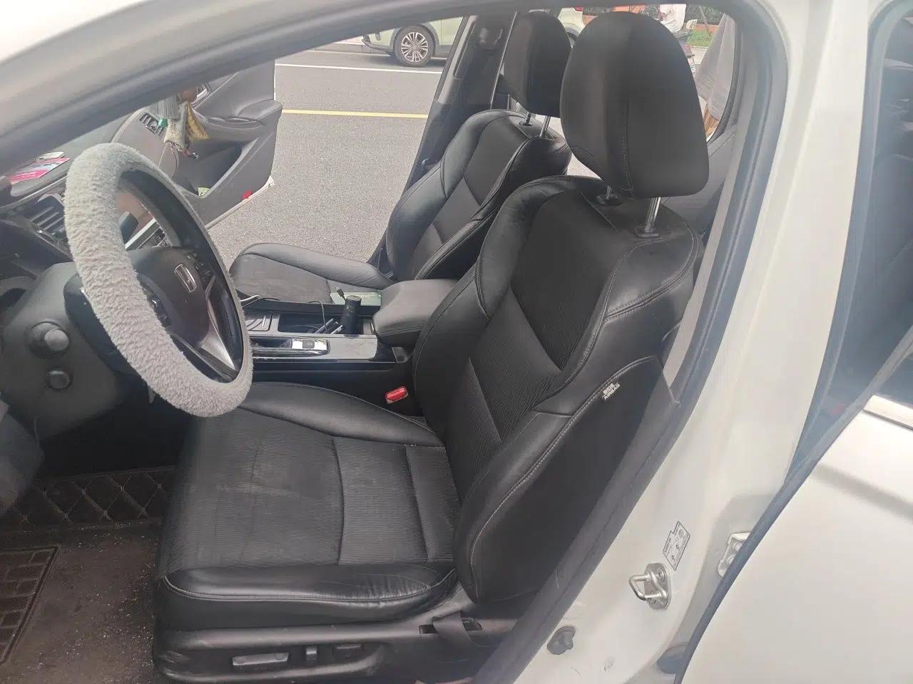 Honda Spirior 2015 2.0L Prestige Edition — миниатюра 15