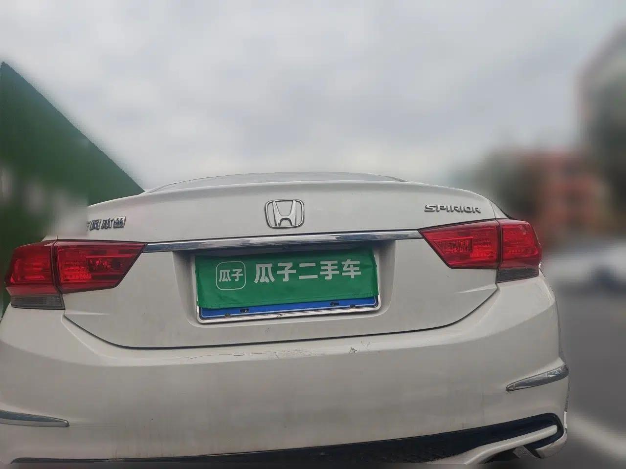 Honda Spirior 2015 2.0L Prestige Edition — миниатюра 5